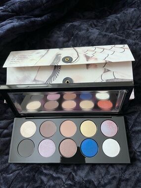 Pat McGrath Eyeshadow Palette — Blue, Purple, Pink, Gold, Neutral Shades